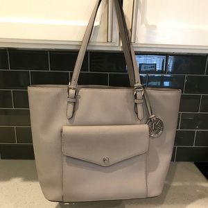 Michael Kors Large Tote in Grey